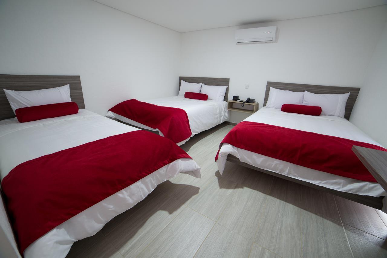 Hotel Med 70 Medellín Kültér fotó