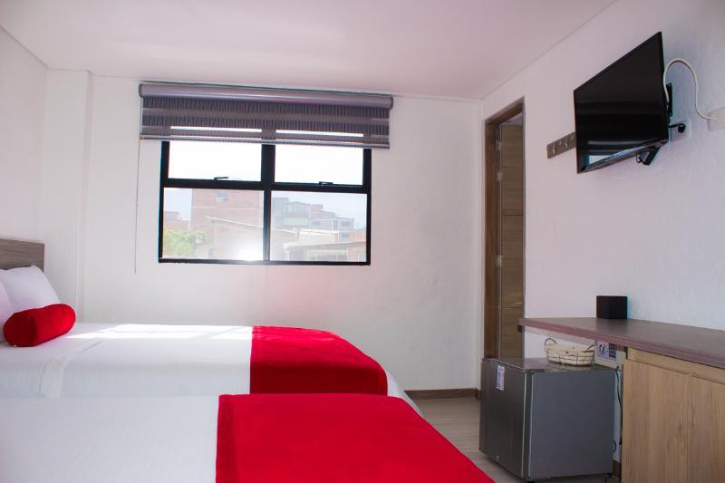 Hotel Med 70 Medellín Kültér fotó